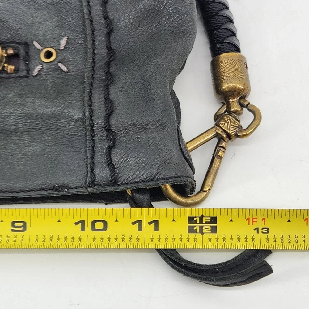 The Sak classic leather